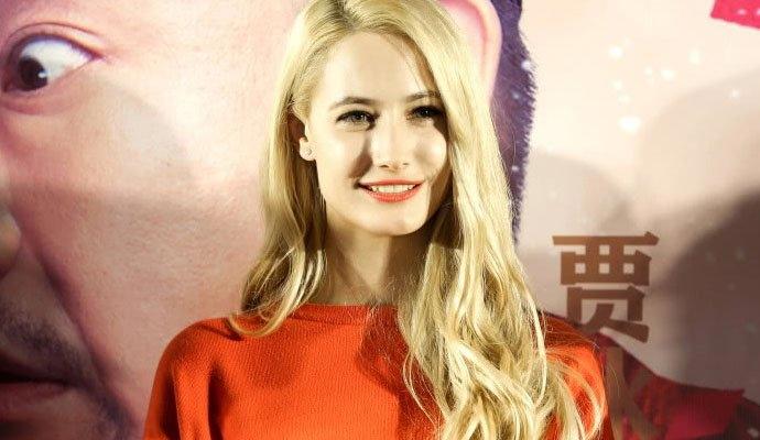 徐峥电影囧妈演员表娜塔莎谁演的 欧丽娅个人资料起底难怪徐峥会选她