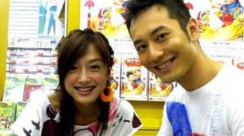 秦岚老公是谁情史深扒 秦岚黄晓明最新消息两人关系如何