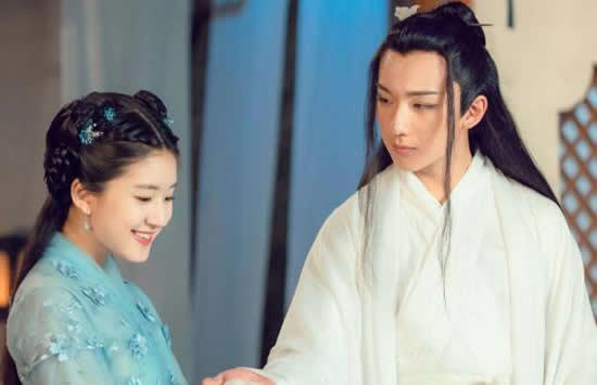 李宏毅与赵露思是什么关系 两人公布恋情不久传出分手让人震惊