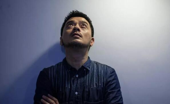 林夕黄耀明什么关系 拒绝林夕后黄耀明出柜令人唏嘘