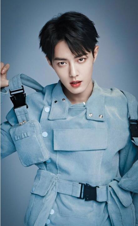 肖战被私生饭摸手 私生饭不是饭关注作品远离生活