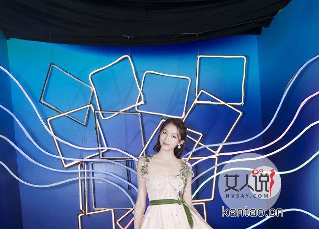 网友偶遇关晓彤 网友直呼怪不得鹿晗会喜欢