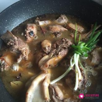 鸭子的做法家常菜做法红烧