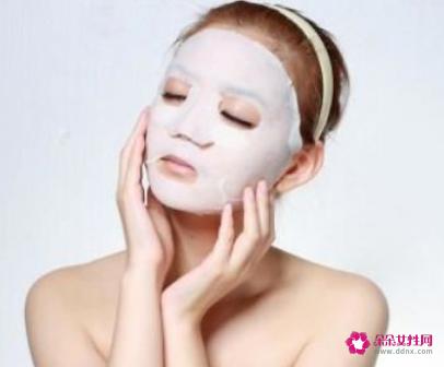 皮肤干燥起皱纹怎么办