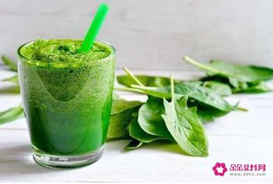 菠菜不能和什么食物一起吃