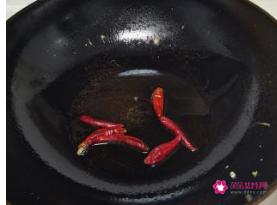 韭黄炒鸡蛋的做法