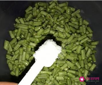 酸豆角的做法