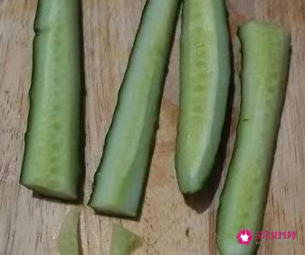 黄瓜腌制方法和配方