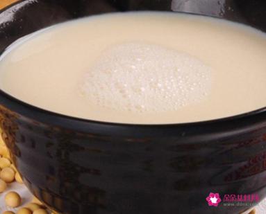 豆浆不能和什么食物一起吃