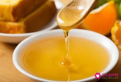 蜂蜜水的功效与作用有哪些