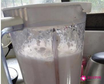 榨白萝卜汁的做法