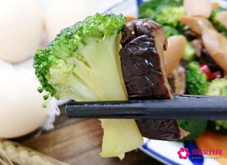 中学生补脑营养餐一周食谱