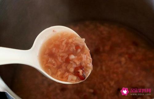 红豆薏米粥的做法