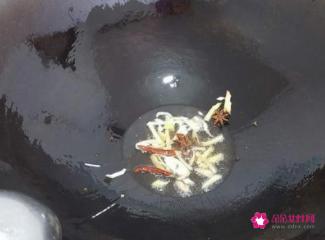 正宗东北铁锅炖鱼的做法