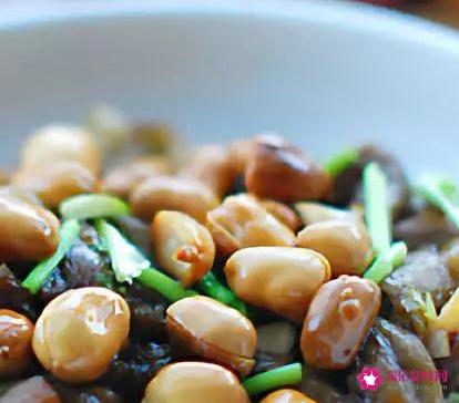 产妇一日三餐食谱