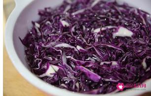 紫甘蓝凉拌做法