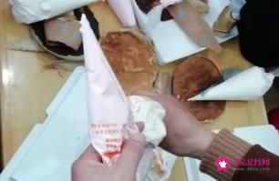 手工制作蛋糕的方法与步骤