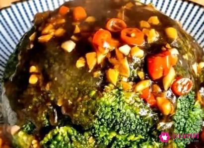 西兰花凉拌菜的做法