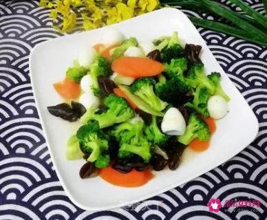 西兰花凉拌菜的做法