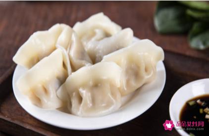 下水饺用冷水还是热水好