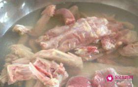 鸽子汤怎么炖营养鸽子的做法