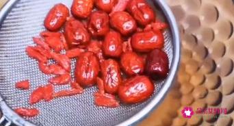 鸽子汤怎么炖营养鸽子的做法