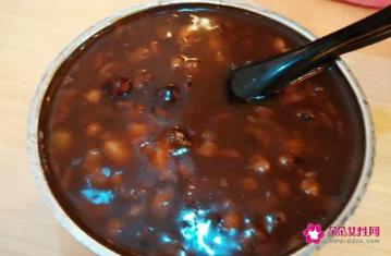 早餐店八宝粥制作方法