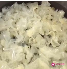 银耳红枣汤的做法