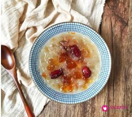 银耳红枣汤的做法