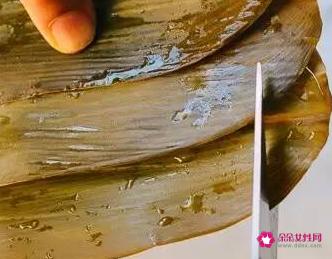 怎么包粽子详细步骤