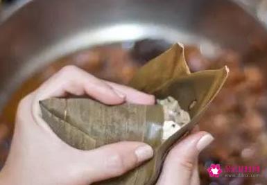 怎么包粽子详细步骤