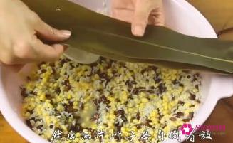 怎么包粽子详细步骤