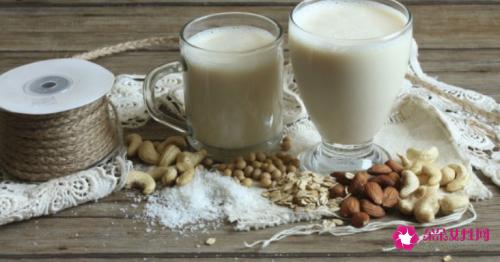 每天喝纯牛奶皮肤会变白吗