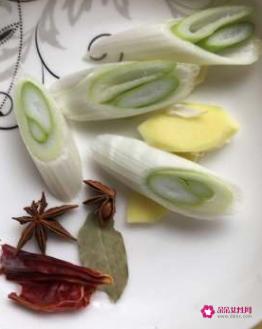 鸡翅根的家常制作方法及步骤