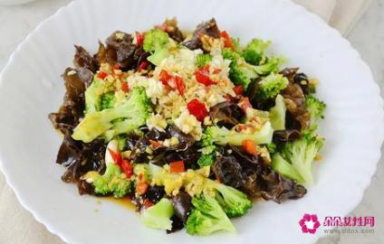 100道素菜菜谱