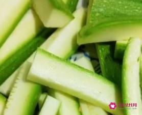 西葫芦怎样炒着吃才好吃