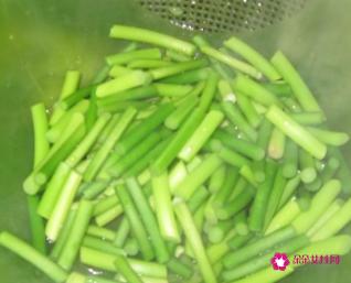 西葫芦怎样炒着吃才好吃