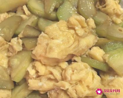 角瓜炒鸡蛋的做法
