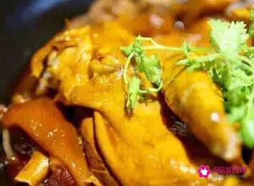 家庭清炖整鸡的做法