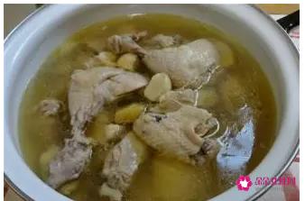 家庭清炖整鸡的做法