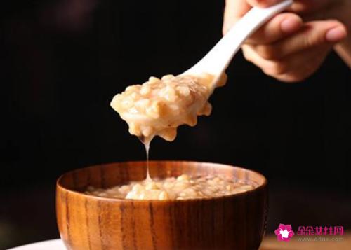 五谷杂粮养生粥的功效