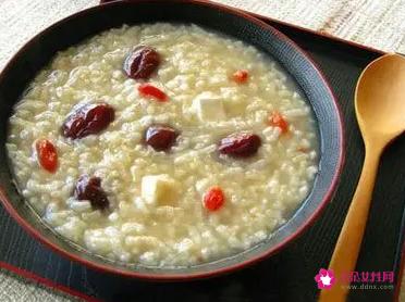 低血压吃什么食补