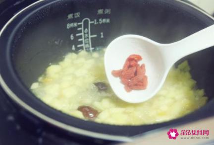 银耳汤的正确做法