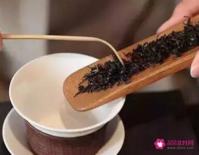 正确的泡茶8个步骤