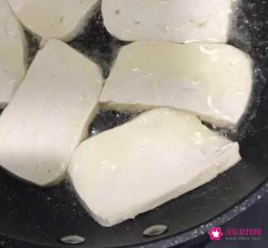 煎豆腐的家常做法