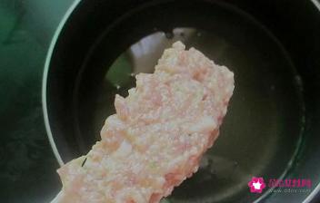 油炸肉丸子的家常做法简单