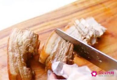 煮猪肉放什么料好吃