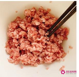 油炸肉丸子的制作方法和配料