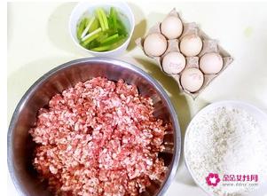 油炸肉丸子的制作方法和配料