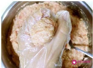 油炸肉丸子的制作方法和配料